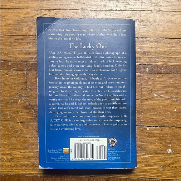 The Lucky One by Nicholas Sparks Book paperback book - Picture 3 of 12